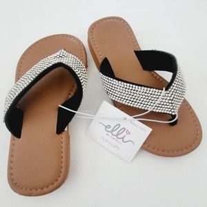 New Elli by Capelli size 10/11 gemstone sandals